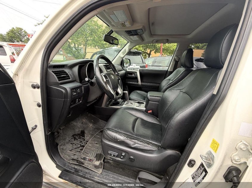2010 Toyota 4runner VIN JTEBU5JR2A5023917 IAAI salvage auction — NORMAL WEAR, Clear (Indiana), sold $9,100 on 2026-07-29 (photo 5)