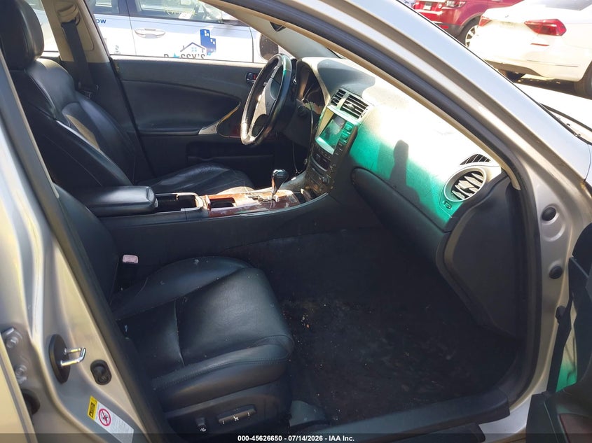 2007 Lexus Is 250 VIN JTHCK262375012120 IAAI salvage auction — NORMAL WEAR, Clear (Virginia), sold $425 on 2026-07-22 (photo 5)