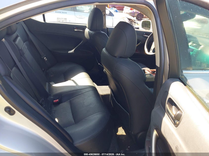 2007 Lexus Is 250 VIN JTHCK262375012120 IAAI salvage auction — NORMAL WEAR, Clear (Virginia), sold $425 on 2026-07-22 (photo 8)