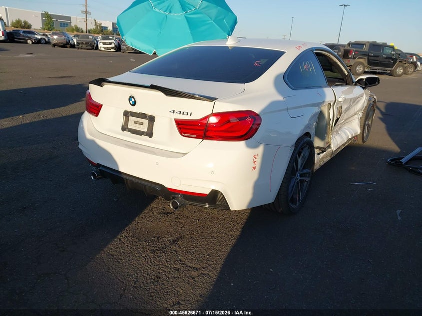 2019 BMW 4er VIN WBA4W7C50KAG52176 IAAI salvage auction — RIGHT SIDE, Wait Title, sold $12,975 on 2026-08-07 (photo 4)