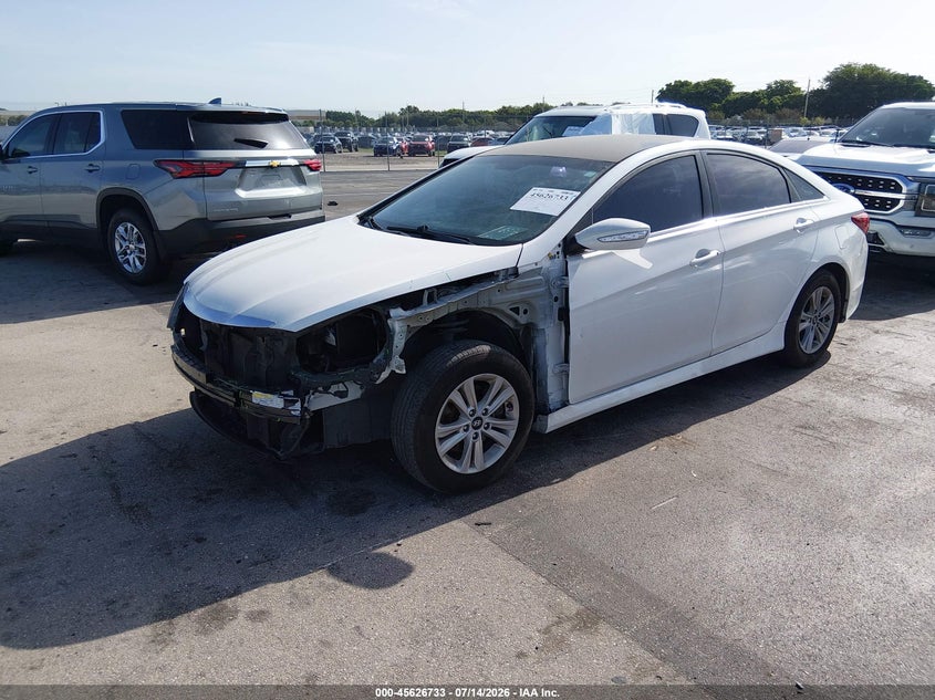 2014 Hyundai Sonata VIN 5NPEB4AC1EH885528 IAAI salvage auction — LEFT FRONT, Rebuildable (Florida), sold $525 on 2026-08-01 (photo 2)