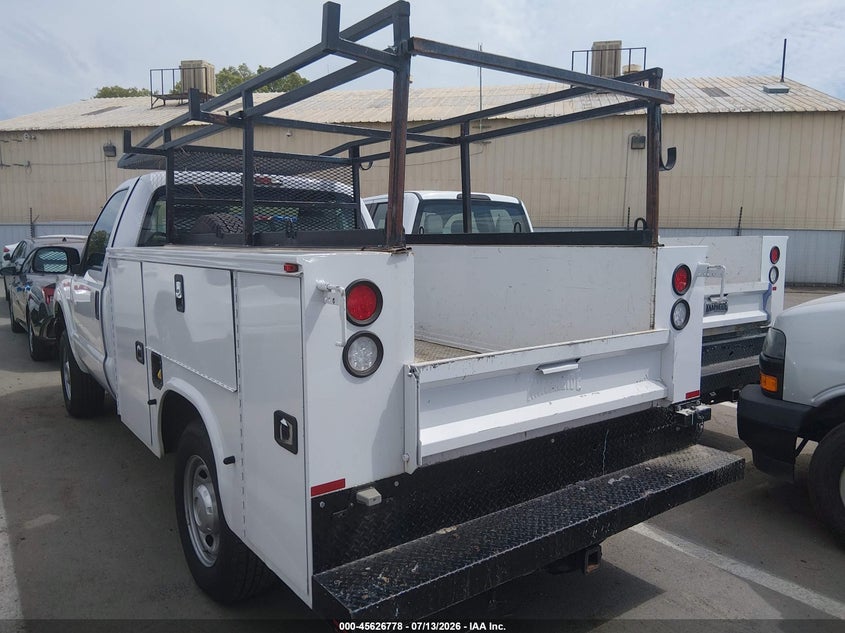 2016 Ford F-250 VIN 1FDBF2B64GED02517 IAAI salvage auction — SIDE, SF97 (California), sold $25,200 on 2026-08-27 (photo 3)