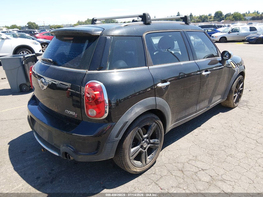 2011 Mini Cooper VIN WMWZC3C58BWM25941 IAAI salvage auction — NORMAL WEAR, Clear-Dealer Only (Washington), sold $100 on 2026-07-30 (photo 4)