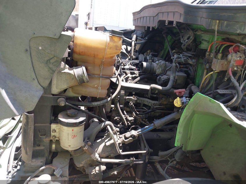 2015 International VIN 3HAMMAAN4FL512244 IAAI salvage auction — STRIPPED, Salvage Title, sold $2,000 on 2026-09-11 (photo 9)