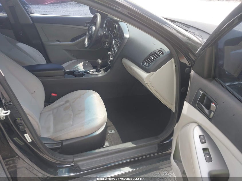 2015 Kia Optima VIN 5XXGM4A75FG435724 IAAI salvage auction — LEFT FRONT, Salvage Title, sold $600 on 2026-09-02 (photo 5)