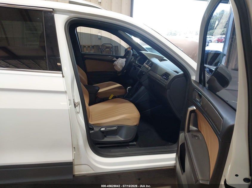 2022 Volkswagen Tiguan VIN 3VV2B7AX6NM177259 IAAI salvage auction — FRONT END, Salvage (North Carolina), sold $8,000 on 2026-08-20 (photo 5)