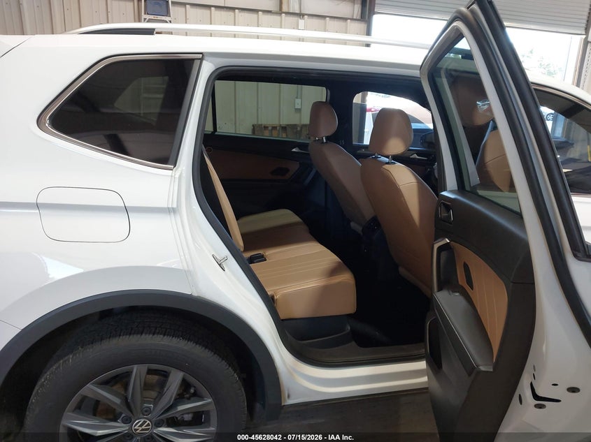 2022 Volkswagen Tiguan VIN 3VV2B7AX6NM177259 IAAI salvage auction — FRONT END, Salvage (North Carolina), sold $8,000 on 2026-08-20 (photo 8)