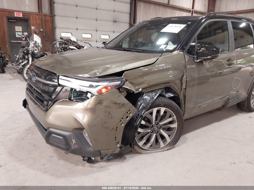 2025 Subaru Forester VIN JF2SLSTD9SH407444 IAAI salvage auction — LEFT FRONT, Salvage Title, sold $13,800 on 2026-07-26 (photo 6)