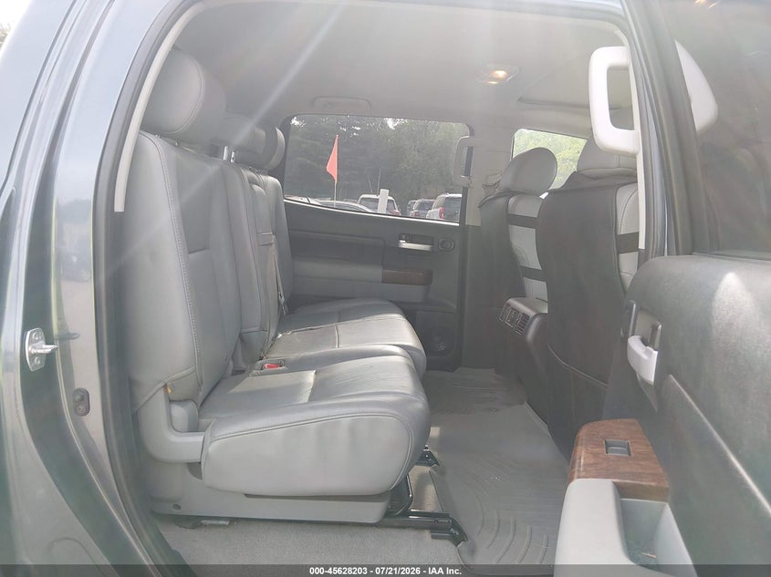 2010 Toyota Tundra VIN 5TFHY5F18AX142193 IAAI salvage auction — NORMAL WEAR, Original (New Hampshire), sold $1,050 on 2026-07-24 (photo 8)