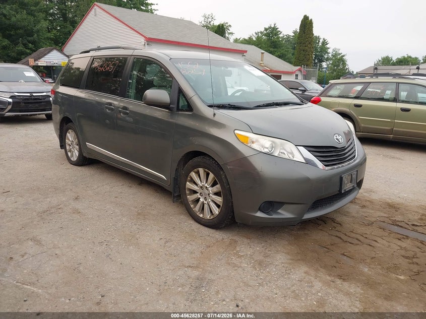 2011 Toyota Sienna VIN 5TDJK3DC4BS011779 IAAI salvage auction — NORMAL WEAR, Original (Maine), sold $1,850 on 2026-07-30 (photo 1)