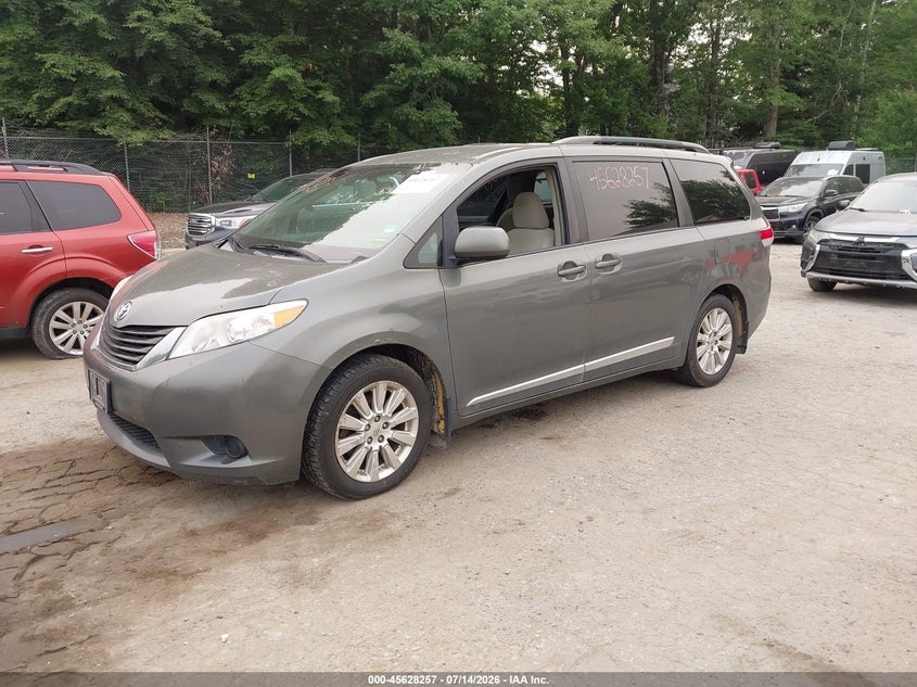 2011 Toyota Sienna VIN 5TDJK3DC4BS011779 IAAI salvage auction — NORMAL WEAR, Original (Maine), sold $1,850 on 2026-07-30 (photo 2)