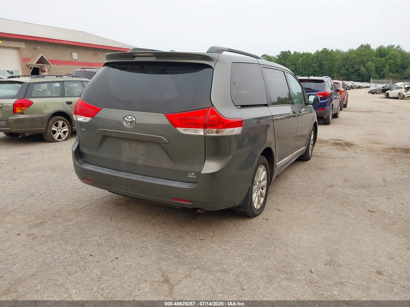 2011 Toyota Sienna VIN 5TDJK3DC4BS011779 IAAI salvage auction — NORMAL WEAR, Original (Maine), sold $1,850 on 2026-07-30 (photo 4)
