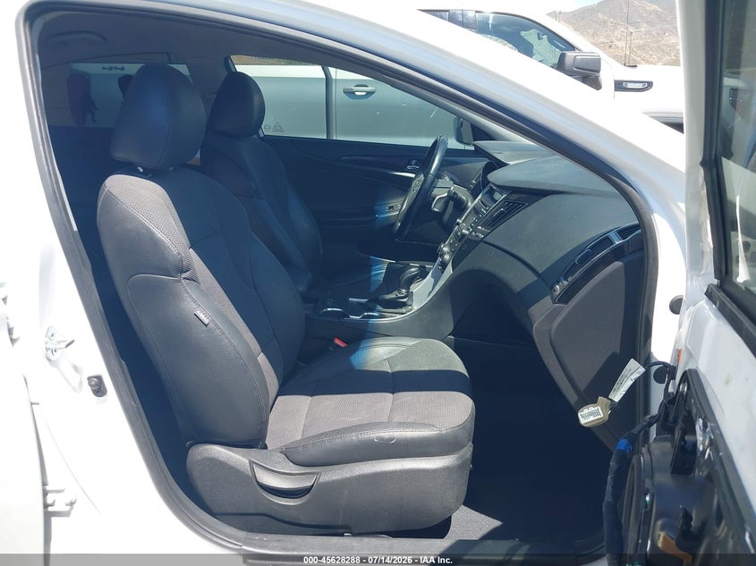 2014 Hyundai Sonata VIN 5NPEC4AC8EH914195 IAAI salvage auction — RIGHT FRONT, Salvage Title, sold $1,000 on 2026-07-27 (photo 5)