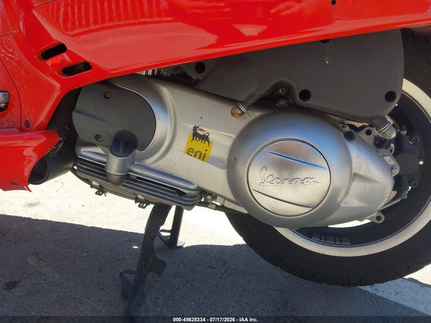 2013 Vespa Gts VIN ZAPM459LXD5703581 IAAI salvage auction — SIDE, Salvage Title, sold $625 on 2026-08-05 (photo 9)