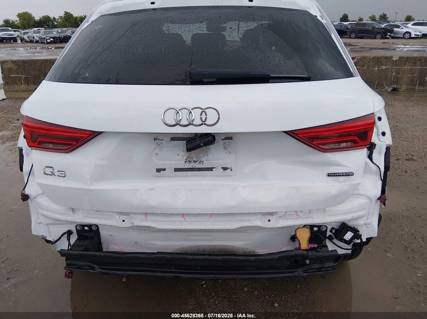 2022 Audi Q3 VIN WA1DECF32N1138110 IAAI salvage auction — REAR END, Salvage Title, sold $10,850 on 2026-09-30 (photo 6)