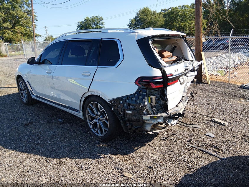 2024 BMW X7 VIN 5UX23EM0XR9V51115 IAAI salvage auction — REAR END, Wait Title, sold $33,325 on 2026-09-14 (photo 3)