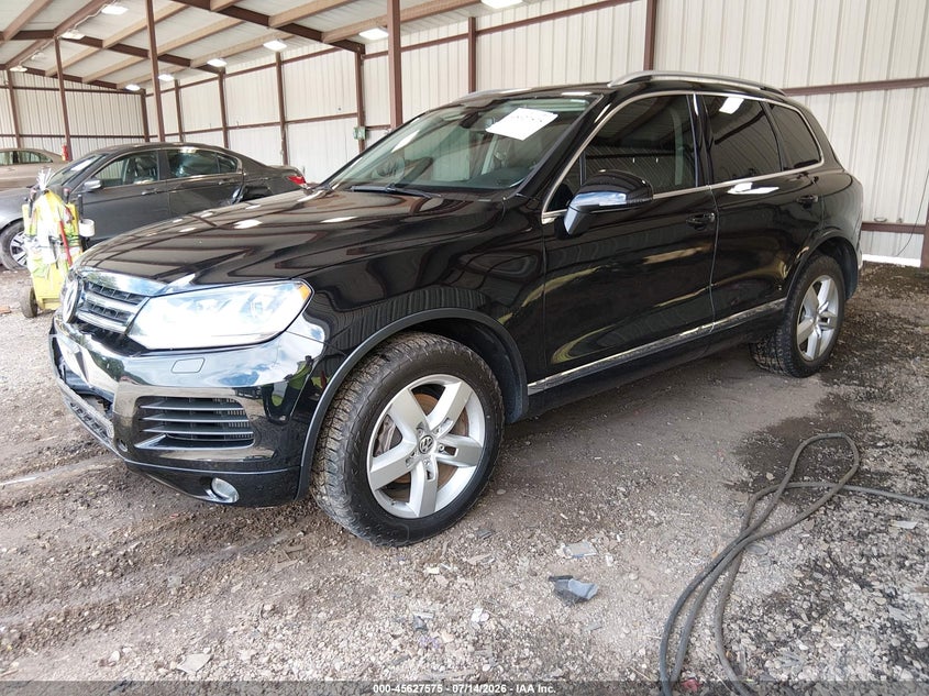 2012 Volkswagen Touareg VIN WVGEK9BP4CD012126 IAAI salvage auction — FRONT END, Salvage (Georgia), sold $2,400 on 2026-08-08 (photo 2)