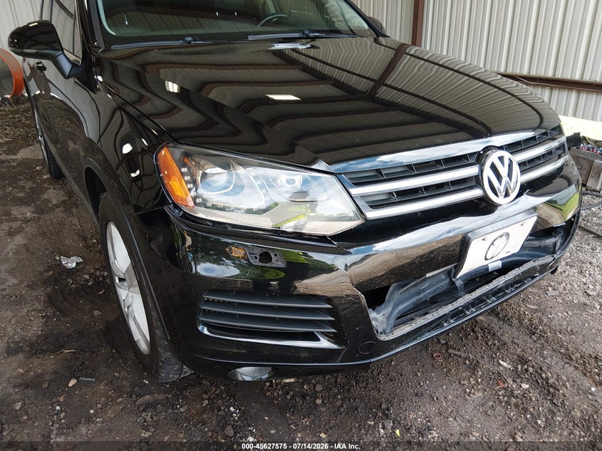 2012 Volkswagen Touareg VIN WVGEK9BP4CD012126 IAAI salvage auction — FRONT END, Salvage (Georgia), sold $2,400 on 2026-08-08 (photo 6)
