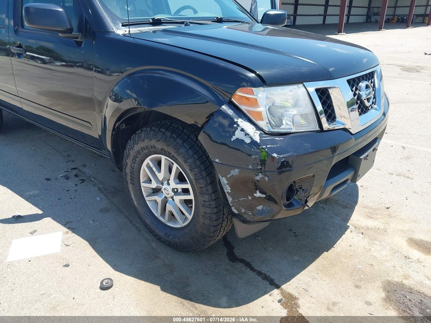 2017 Nissan Navara (frontier) VIN 1N6AD0ER7HN755559 IAAI salvage auction — FRONT END, Salvage Title, sold $7,150 on 2026-08-20 (photo 6)