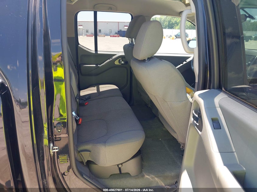 2017 Nissan Navara (frontier) VIN 1N6AD0ER7HN755559 IAAI salvage auction — FRONT END, Salvage Title, sold $7,150 on 2026-08-20 (photo 8)
