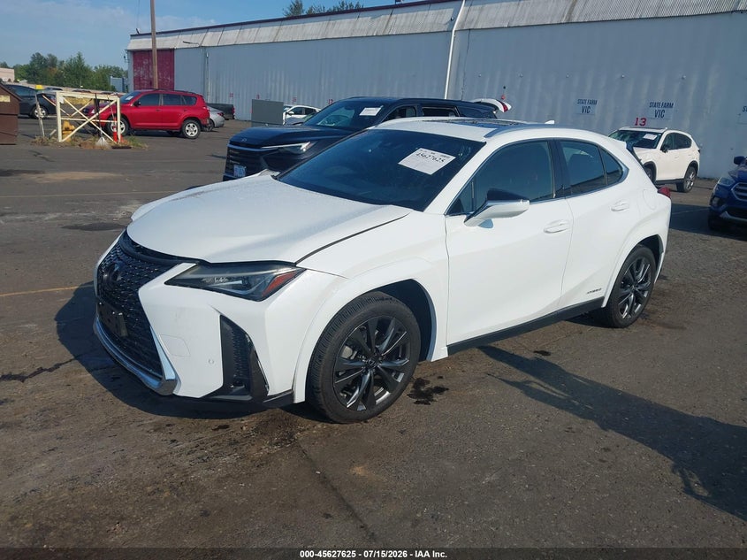 2021 Lexus Ux VIN JTHR9JBH0M2045177 IAAI salvage auction — RIGHT FRONT, Salvage (Oregon), sold $11,600 on 2026-09-03 (photo 2)