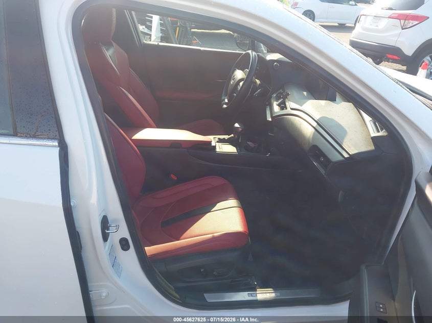 2021 Lexus Ux VIN JTHR9JBH0M2045177 IAAI salvage auction — RIGHT FRONT, Salvage (Oregon), sold $11,600 on 2026-09-03 (photo 5)