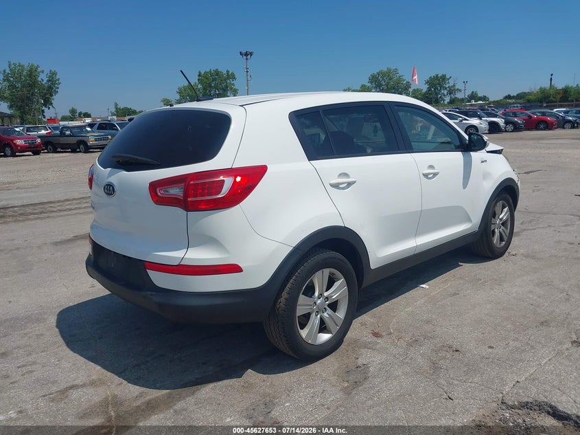2012 Kia Sportage VIN KNDPBCA25C7179822 IAAI salvage auction — NORMAL WEAR, Clear (Illinois), sold $1,125 on 2026-07-20 (photo 4)