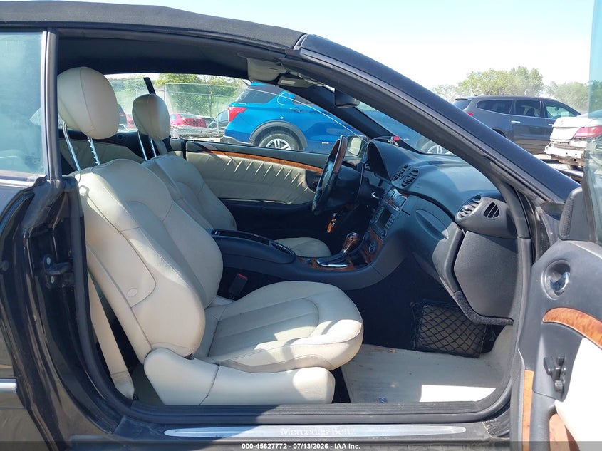 2008 Mercedes-benz Clk-class VIN WDBTK56G08T089991 IAAI salvage auction — LEFT FRONT, Regular Certificate (Iowa), sold $525 on 2026-07-21 (photo 5)