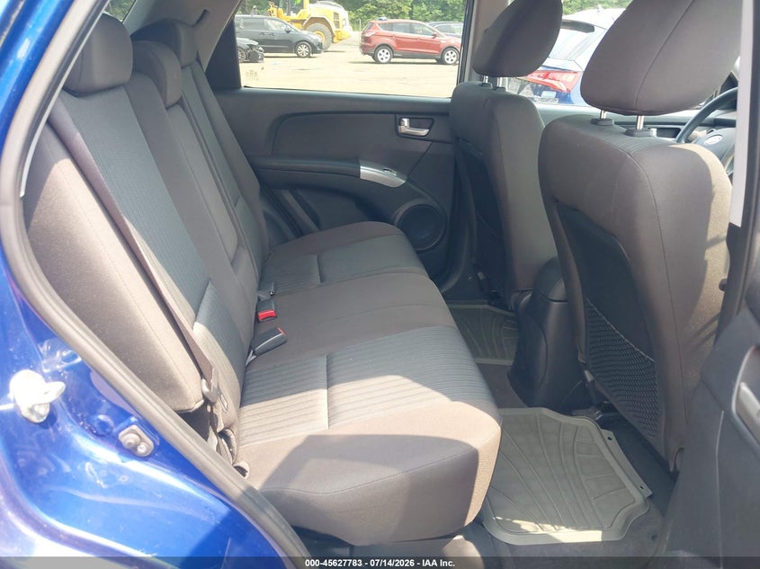 2010 Kia Sportage VIN KNDKGCA36A7707045 IAAI salvage auction — NORMAL WEAR, Clear (Maryland), sold $1,575 on 2026-07-29 (photo 8)