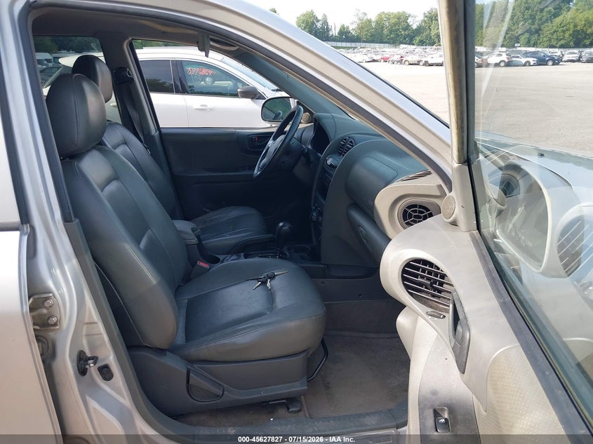 2001 Hyundai Santa fe VIN KM8SC83D91U010397 IAAI salvage auction — NORMAL WEAR, Clear (Michigan), sold $25 on 2026-07-27 (photo 5)