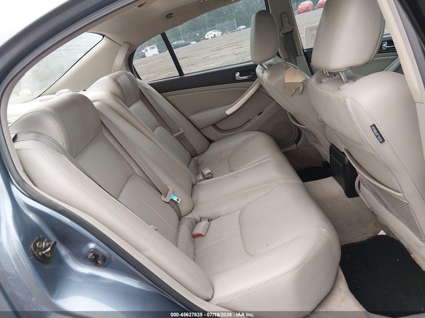 2006 Infiniti G35 VIN JNKCV51FX6M604847 IAAI salvage auction — NORMAL WEAR, Clear (New Jersey), sold $400 on 2026-07-30 (photo 8)