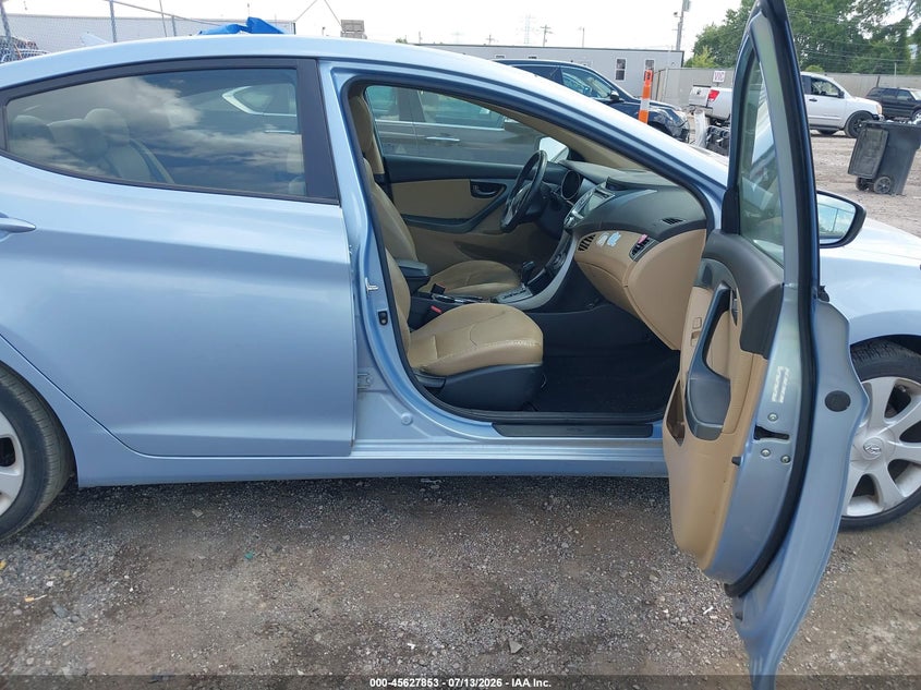 2012 Hyundai Elantra VIN KMHDH4AE4CU445605 IAAI salvage auction — NORMAL WEAR, Salvage Title, sold $450 on 2026-07-30 (photo 5)