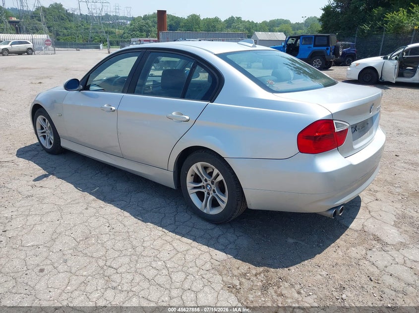 2008 BMW 3 series VIN WBAVC93518K045020 IAAI salvage auction — NORMAL WEAR, Clear (Pennsylvania), sold $50 on 2026-07-24 (photo 3)
