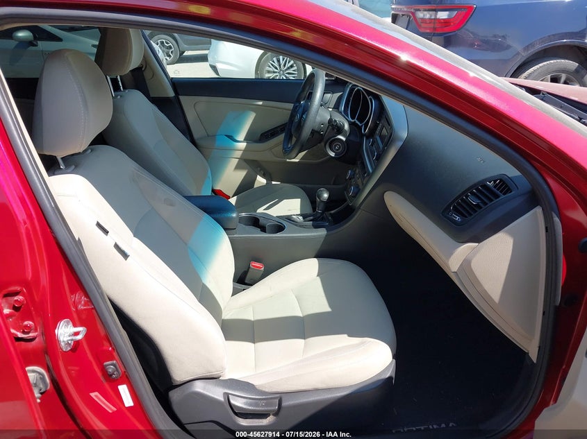 2015 Kia Optima VIN 5XXGM4A74FG443507 IAAI salvage auction — NORMAL WEAR, Clear (Washington), sold $900 on 2026-07-29 (photo 5)