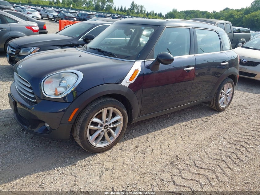 2013 Mini Countryman VIN WMWZB3C5XDWR36220 IAAI salvage auction — NORMAL WEAR, Clear (Illinois), sold $650 on 2026-07-29 (photo 2)