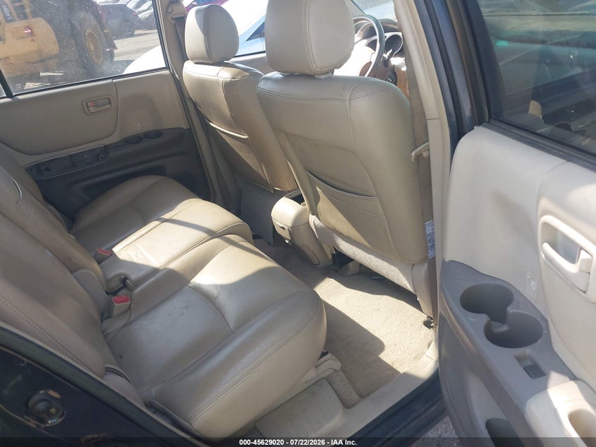 2005 Toyota Highlander VIN JTEEP21AX50099997 IAAI salvage auction — NORMAL WEAR, Clear (Colorado), sold $25 on 2026-07-28 (photo 8)