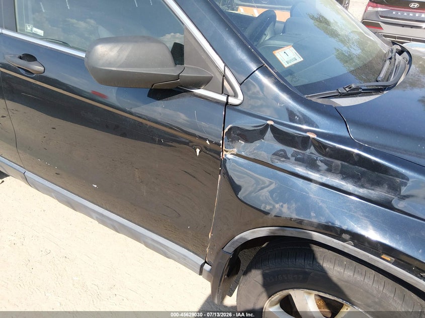 2007 Honda Cr-v VIN JHLRE48557C064773 IAAI salvage auction — NORMAL WEAR, Clear (Massachusetts), sold $375 on 2026-07-22 (photo 6)