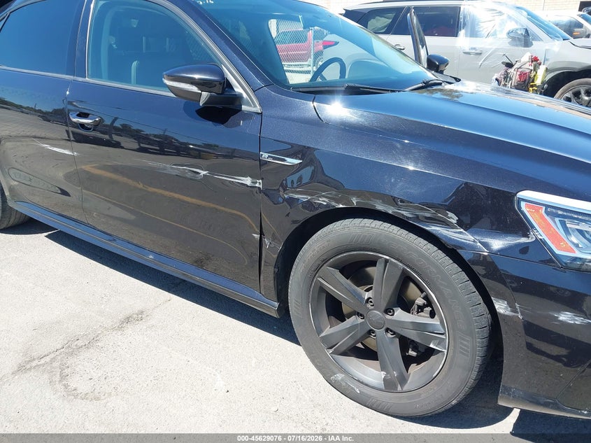 2018 Volkswagen Passat VIN 1VWAA7A31JC008916 IAAI salvage auction — RIGHT FRONT, Wait Title, sold $1,900 on 2026-07-31 (photo 6)