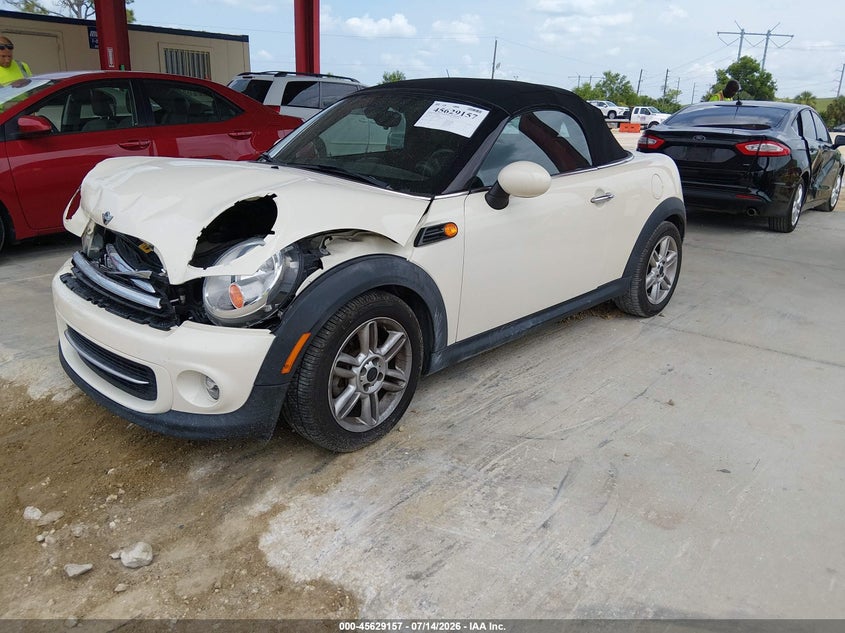 2015 Mini Roadster VIN WMWSY1C57FT626065 IAAI salvage auction — FRONT END, Salvage Title, sold $1,800 on 2026-08-18 (photo 2)