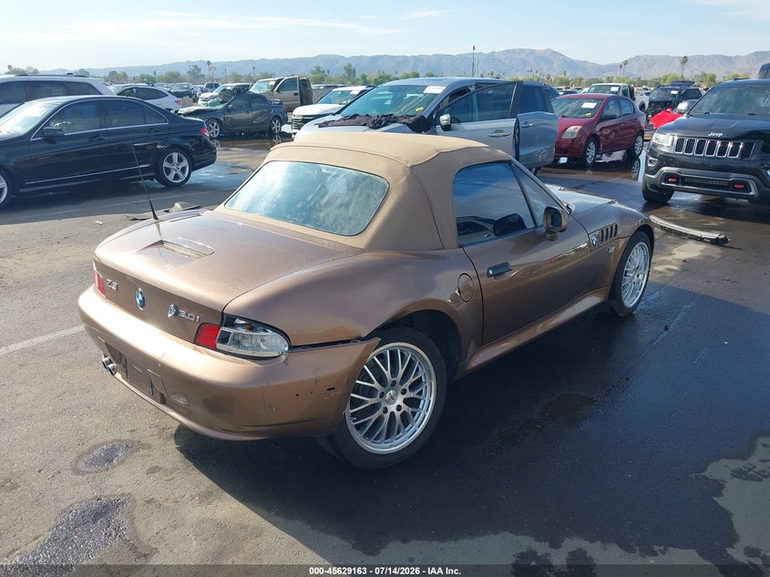 2001 BMW Z3 VIN WBACN53481LL47633 IAAI salvage auction — SIDE, Salvage (Arizona), sold $2,950 on 2026-07-24 (photo 4)