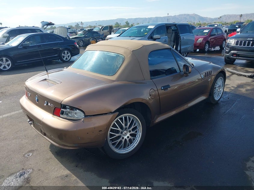 2001 BMW Z3 VIN WBACN53481LL47633 IAAI salvage auction — SIDE, Salvage (Arizona), sold $2,950 on 2026-07-24 (photo 6)