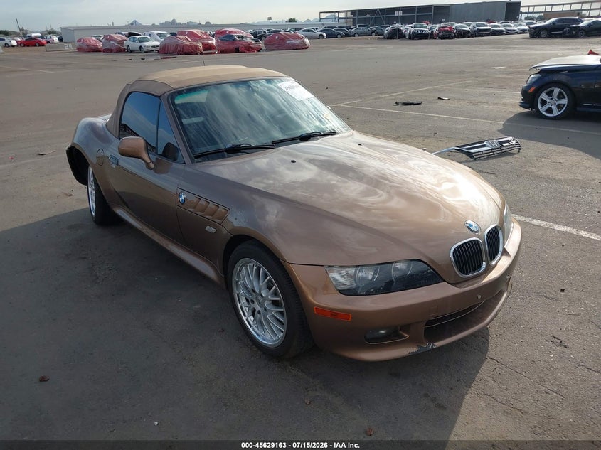 2001 BMW Z3 VIN WBACN53481LL47633 IAAI salvage auction — SIDE, Salvage (Arizona), sold $2,950 on 2026-07-24 (photo 1)