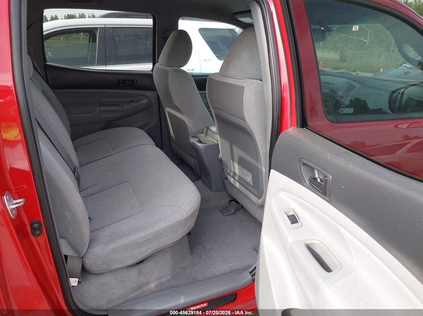 2011 Toyota Tacoma VIN 5TFJX4GN2BX005199 IAAI salvage auction — REAR END, Bill Of Sale (Washington), sold $3,650 on 2026-07-29 (photo 8)