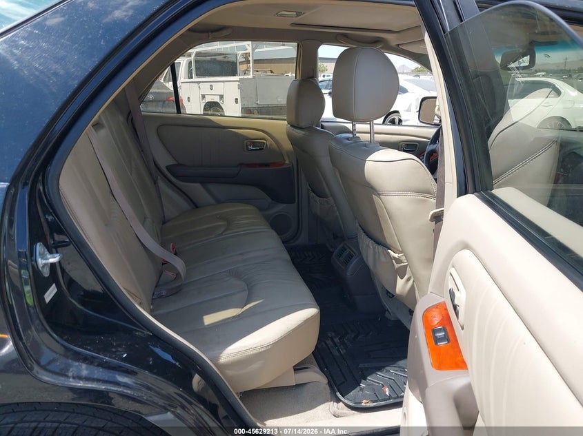 2001 Lexus Rx 300 VIN JTJGF10U610109731 IAAI salvage auction — NORMAL WEAR, Salvage (California), sold $350 on 2026-07-23 (photo 8)