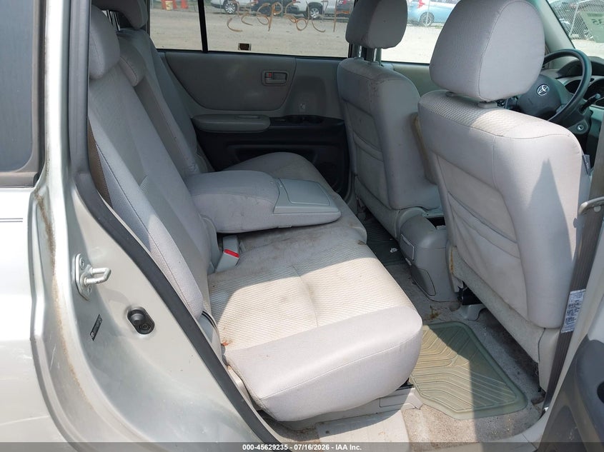 2006 Toyota Highlander VIN JTEEP21A260179439 IAAI salvage auction — NORMAL WEAR, Clear (Virginia), sold $75 on 2026-07-24 (photo 8)