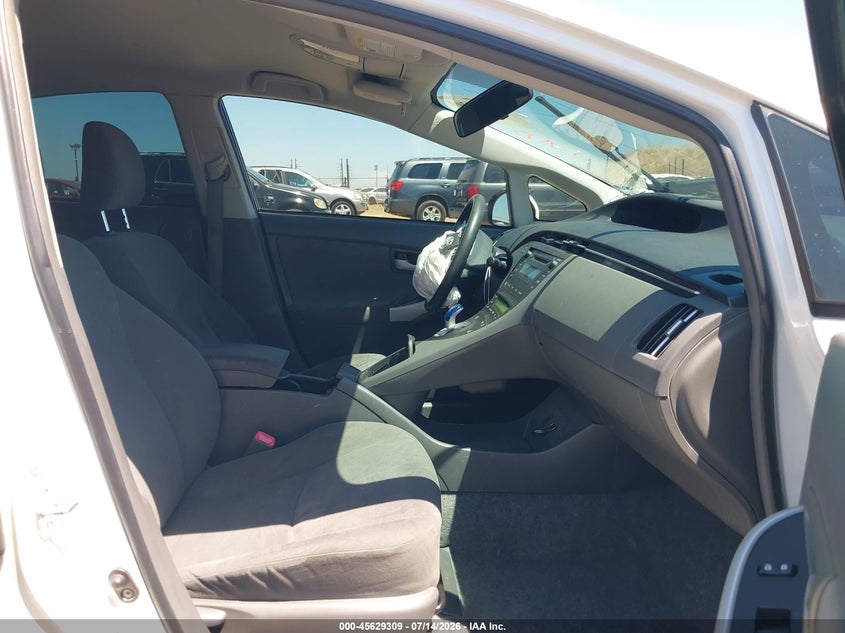 2011 Toyota Prius VIN JTDKN3DU4B0275804 IAAI salvage auction — FRONT END, Salvage (California), sold $850 on 2026-07-29 (photo 5)