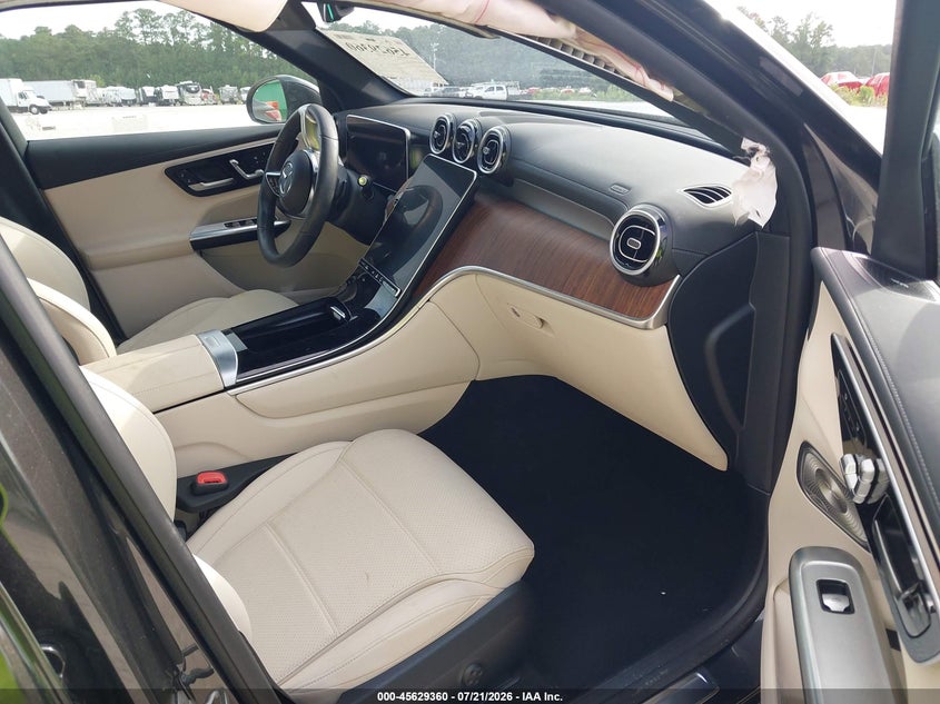 2024 Mercedes-benz Glc VIN W1NKM4GBXRF175757 IAAI salvage auction — SIDE, Salvage (North Carolina), sold $12,700 on 2026-08-25 (photo 5)