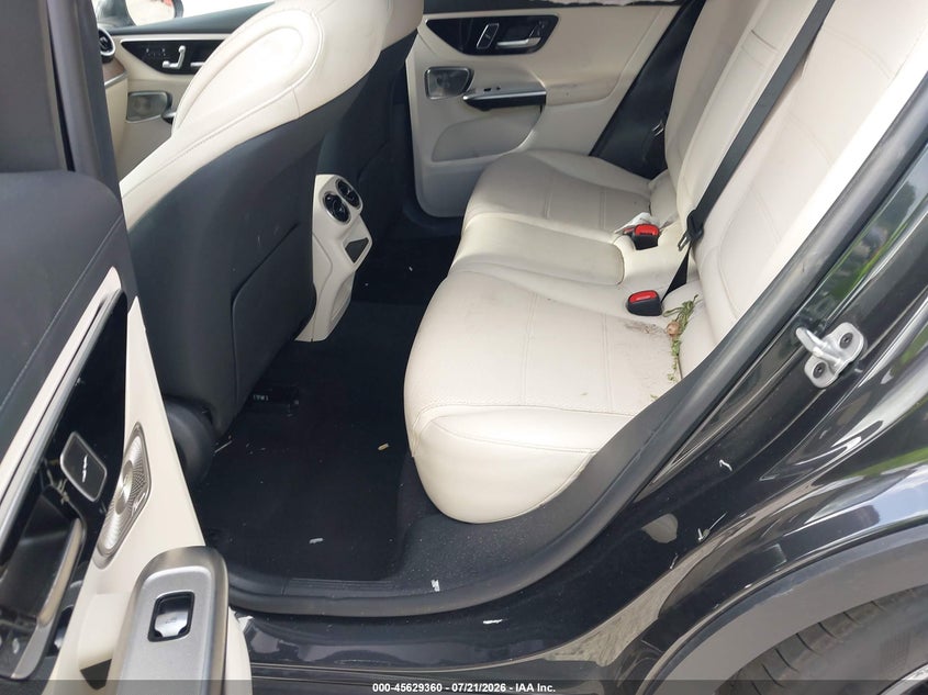 2024 Mercedes-benz Glc VIN W1NKM4GBXRF175757 IAAI salvage auction — SIDE, Salvage (North Carolina), sold $12,700 on 2026-08-25 (photo 8)