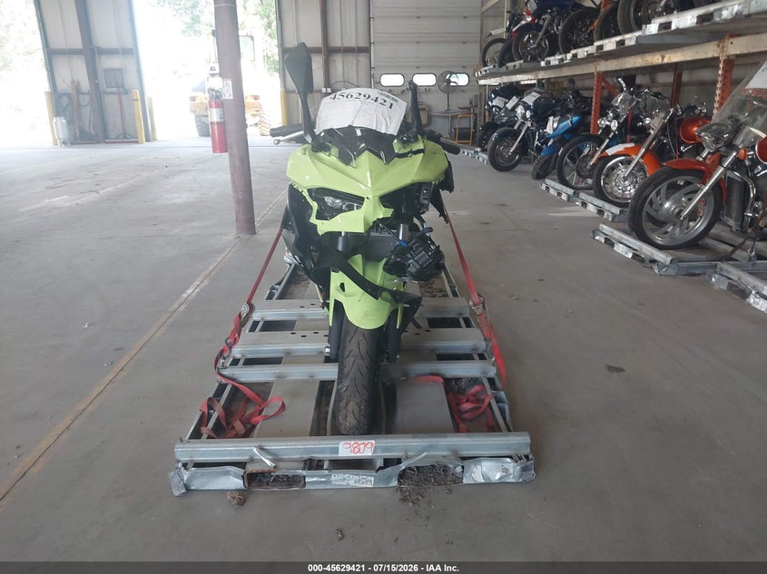 2026 Kawasaki Ninja VIN ML5EXGG15TDA90510 IAAI salvage auction — FRONT END, Salvage Title, sold $600 on 2026-09-16 (photo 5)