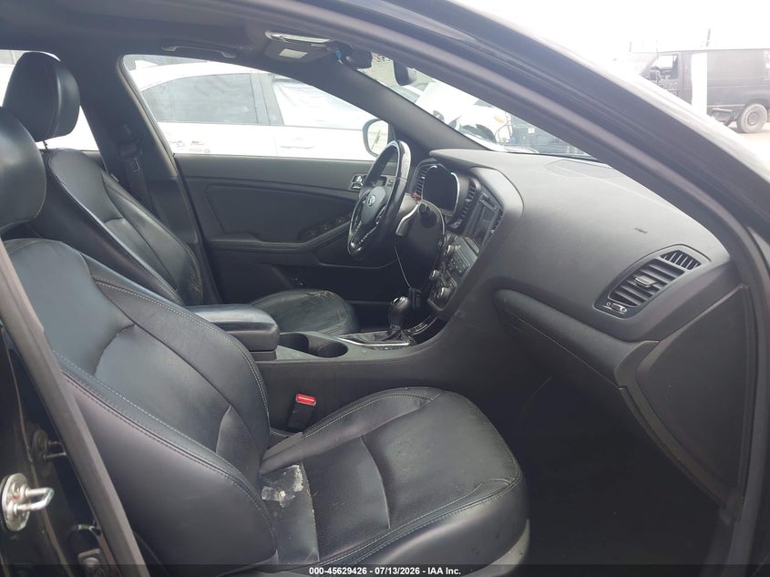 2013 Kia Optima VIN 5XXGR4A66DG205339 IAAI salvage auction — LEFT SIDE, Clear - Dealer Only (California), sold $300 on 2026-07-29 (photo 5)